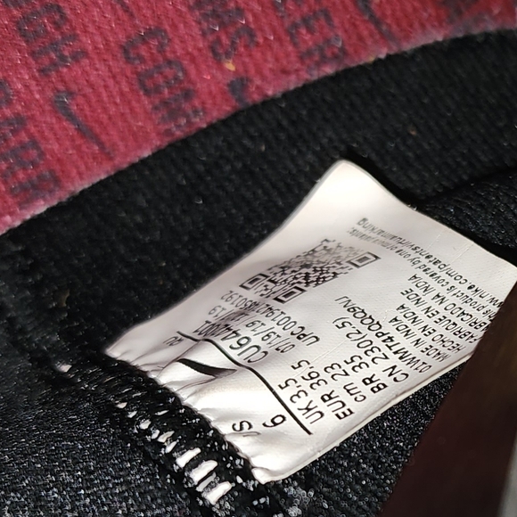 Nike Blazer Mid ‘77 QS Dorothy Gaters Women’s Sz 16 Black Red Gold CU6442-001 - Picture 6 of 6